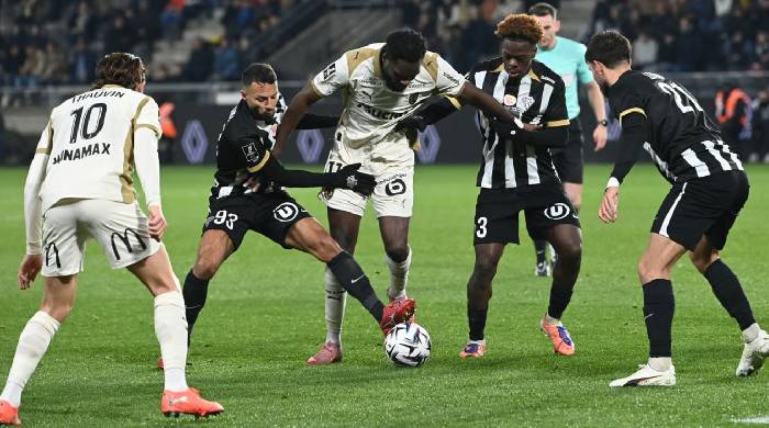 Soi k&egrave;o g&oacute;c RC Lens vs Angers, 2h45 ng&agrave;y 21/03