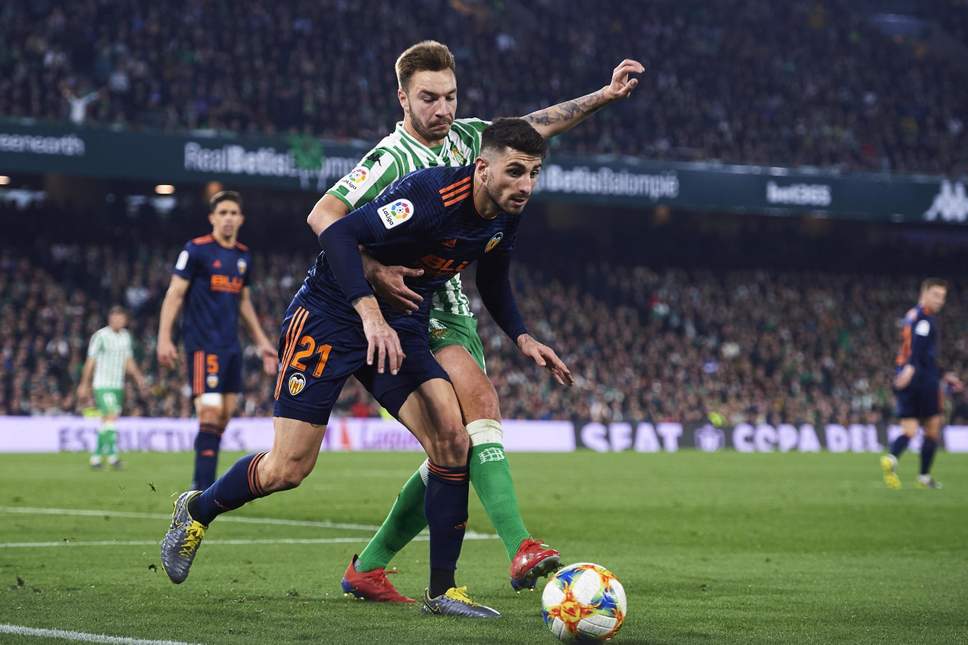 Nhận định Betis vs Valencia 01h45, 22/04 (VĐQG T&acirc;y Ban Nha)