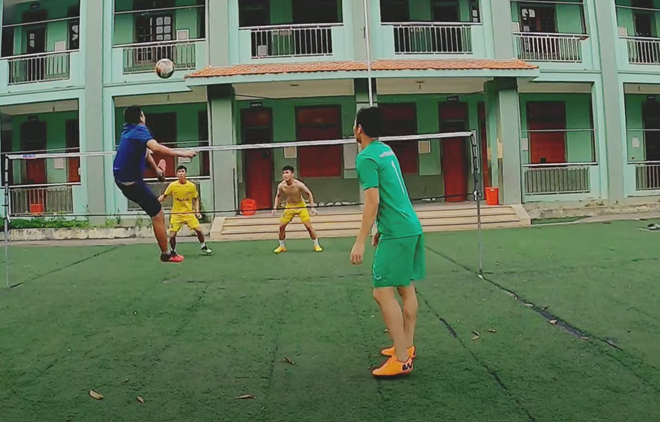 Phan Văn Đức, Đặng Văn Lắm được đ&agrave;n anh dạy tuyệt kỹ mới