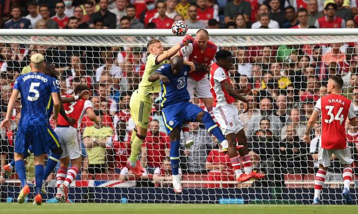 Dự đo&aacute;n, soi k&egrave;o thẻ v&agrave;ng Chelsea vs Arsenal, 1h45 ng&agrave;y 21/4