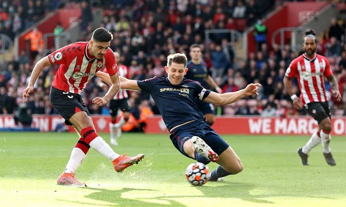 Oliver Thomas dự đo&aacute;n Burnley vs Southampton, 1h45 ng&agrave;y 22/4