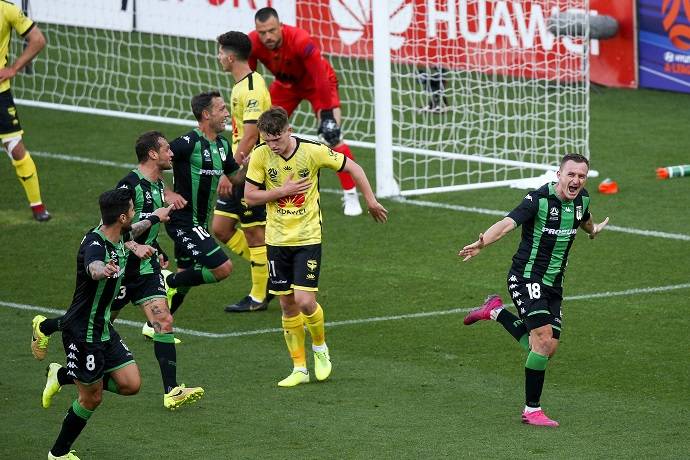 Soi k&egrave;o phạt g&oacute;c Wellington Phoenix vs Western United, 11h05 ng&agrave;y 22/5