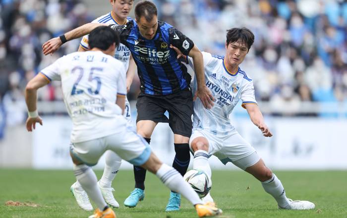 Nhận định, soi k&egrave;o Pohang Steelers vs Incheon, 16h ng&agrave;y 21/5