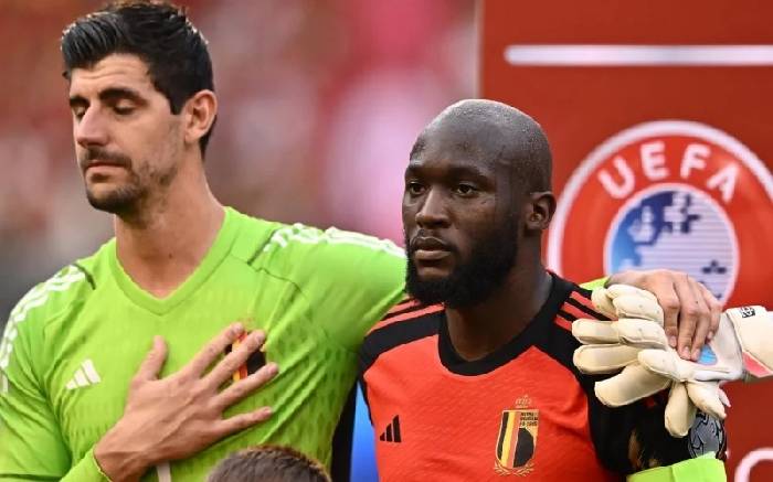 Courtois: 'T&ocirc;i rất thất vọng với c&aacute;ch l&agrave;m việc của HLV'