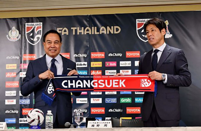 Việt Nam vs Th&aacute;i Lan: T&acirc;n HLV Th&aacute;i Lan gặp kh&oacute;