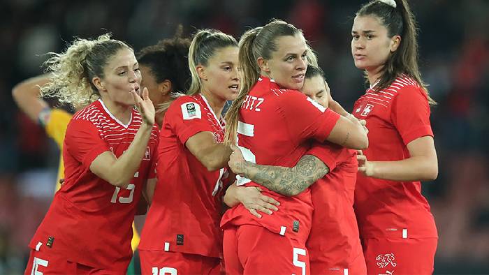 Soi k&egrave;o phạt g&oacute;c nữ Philippines vs nữ Thụy Sĩ, 12h00 ng&agrave;y 21/7