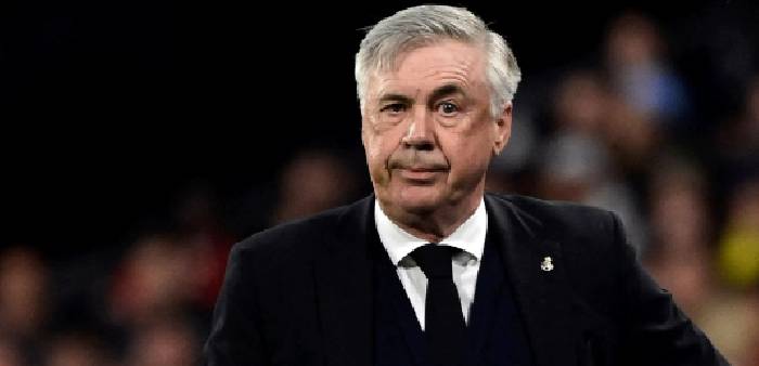 Li&ecirc;n tục để mất b&oacute;ng, Ancelotti nổi c&aacute;u với 'con cưng Perez'