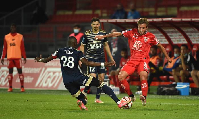 Soi k&egrave;o b&oacute;ng đ&aacute; hạng 2 Ph&aacute;p đ&ecirc;m 21/9: Caen vs Dijon