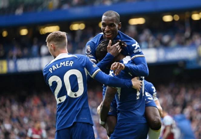 Chuy&ecirc;n gia Tony Ansell dự đo&aacute;n West Ham vs Chelsea, 18h30 ng&agrave;y 21/9