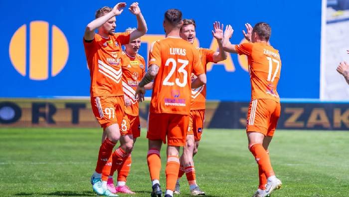 Nhận định, soi k&egrave;o Nieciecza vs Lech Poznan, 22h30 ng&agrave;y 20/9: Sức mạnh nh&agrave; v&ocirc; địch