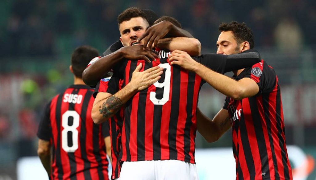 Nhận định b&oacute;ng đ&aacute; AC Milan vs Lecce, 01h45 ng&agrave;y 21/10: Bắt nạt t&acirc;n binh