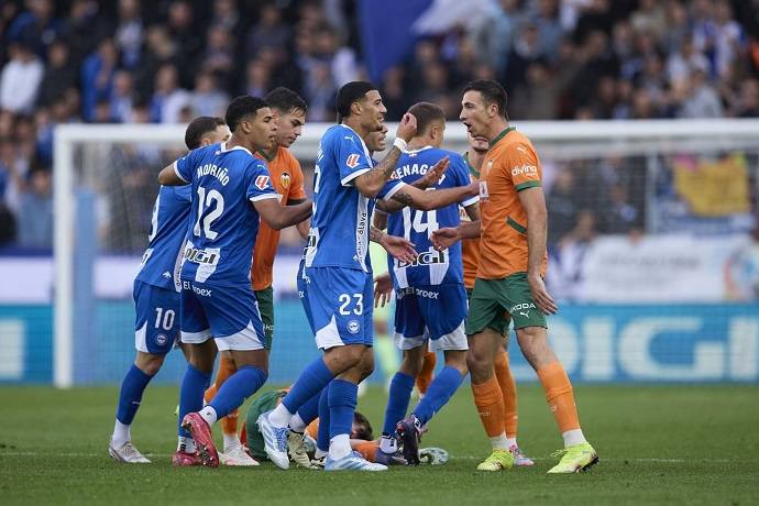 Si&ecirc;u m&aacute;y t&iacute;nh dự đo&aacute;n Alaves vs Valencia, 2h00 ng&agrave;y 21/10