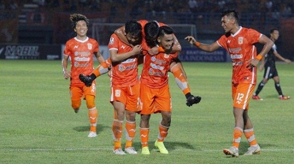 Tỷ lệ b&oacute;ng đ&aacute; h&ocirc;m nay 20/11: Pss Sleman vs Pusamania Borneo