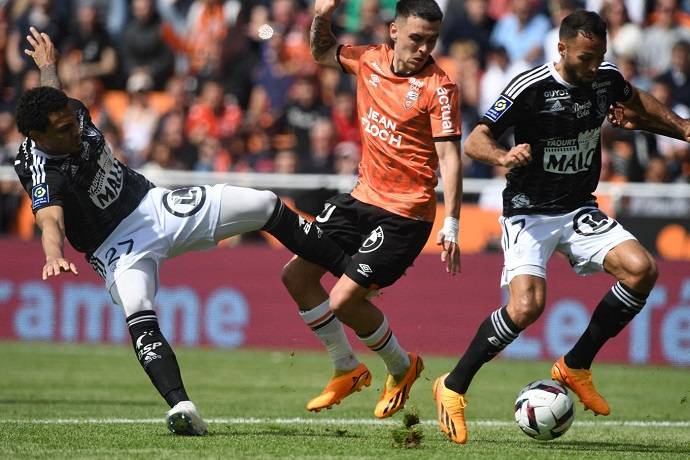 Nhận định, soi k&egrave;o Brest vs Lorient, 3h00 ng&agrave;y 21/12