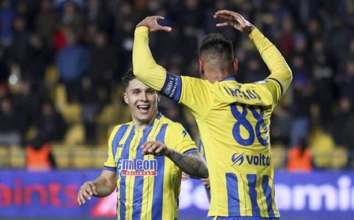 Soi k&egrave;o phạt g&oacute;c Pas Giannina vs Panetolikos GFS, 20h00 ng&agrave;y 21/12