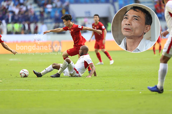Bố C&ocirc;ng Phượng chia sẻ điều bất ngờ sau trận Việt Nam vs Jordan
