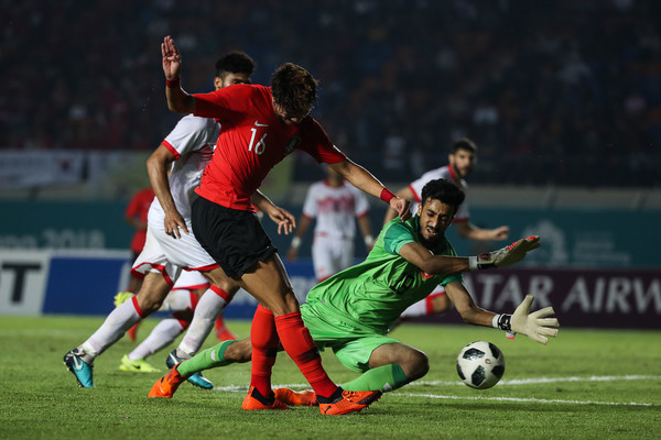 Dự đo&aacute;n H&agrave;n Quốc vs Bahrain (20h 22/1) bởi chuy&ecirc;n gia, người nổi tiếng