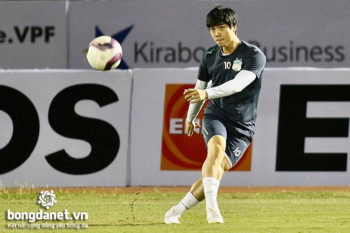 Mito Hollyhock ch&uacute;c mừng sinh nhật Nguyễn C&ocirc;ng Phượng