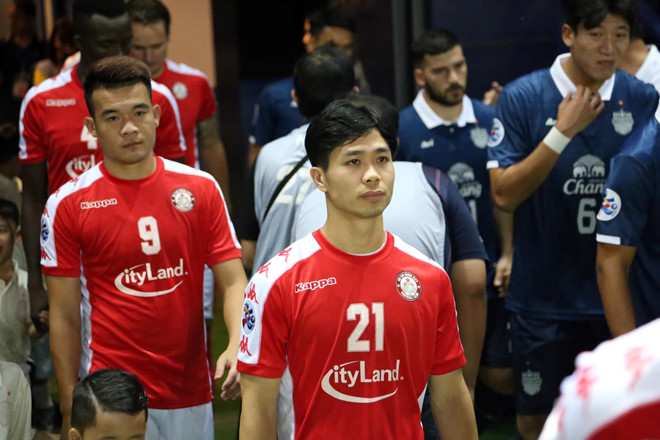 Hougang United vs TP.HCM: AFC lại gọi t&ecirc;n C&ocirc;ng Phượng