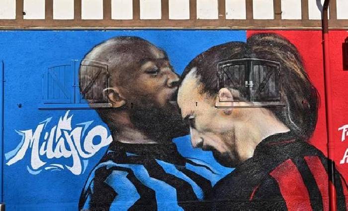 Derby Milan trong con mắt nh&agrave; VĐTG: 'Lukaku h&agrave;ng đầu, nhưng Ibra kh&aacute;c biệt'
