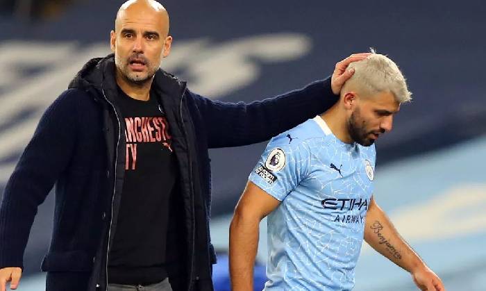 Pep Guardiola 'đuổi kh&eacute;o' Aguero