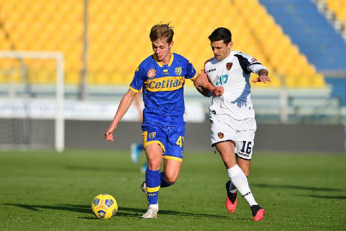 K&egrave;o xi&ecirc;n thơm nhất h&ocirc;m nay 22/2: Pisa vs Parma