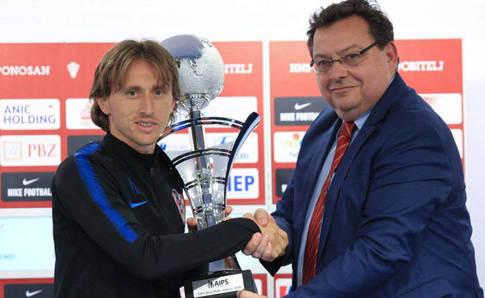 Modric ch&iacute;nh thức &lsquo;ẵm&rsquo; th&ecirc;m giải thưởng c&aacute; nh&acirc;n cao qu&yacute;