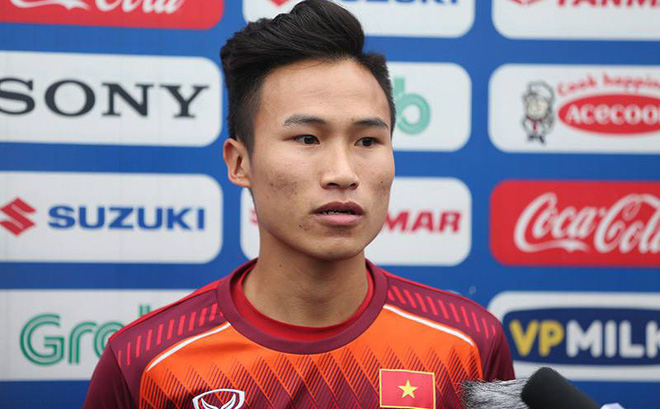 Được C&ocirc;ng Phượng khuy&ecirc;n, t&acirc;n binh U23 Việt Nam muốn được đ&aacute; ch&iacute;nh