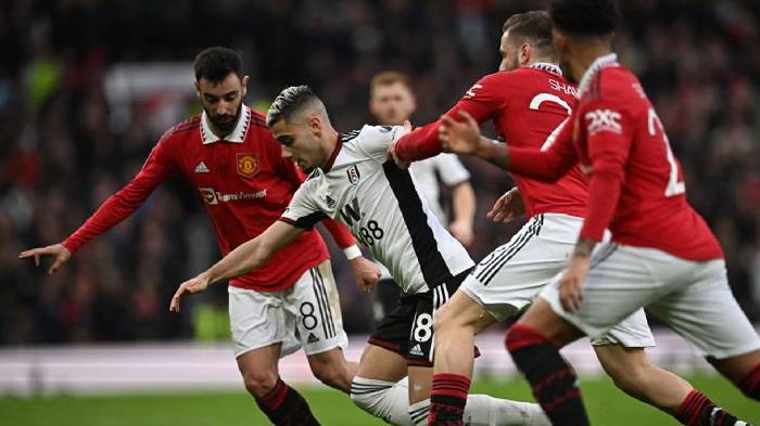 'Với cậu ta ở tr&ecirc;n s&acirc;n, M.U đ&aacute; như thể chấp người trước Fulham'