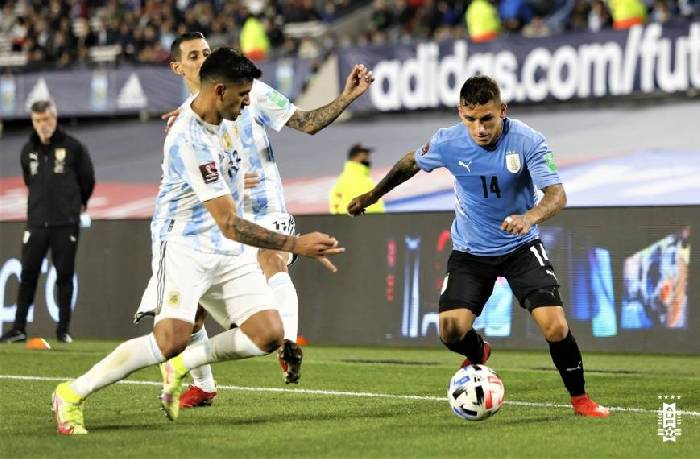 Soi k&egrave;o phạt g&oacute;c Uruguay vs Argentina, 06h30 ng&agrave;y 22/3