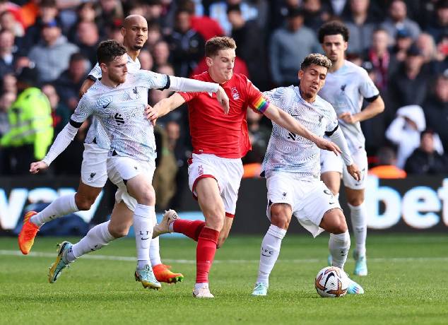 Soi k&egrave;o phạt g&oacute;c Liverpool vs Nottingham, 21h00 ng&agrave;y 22/4