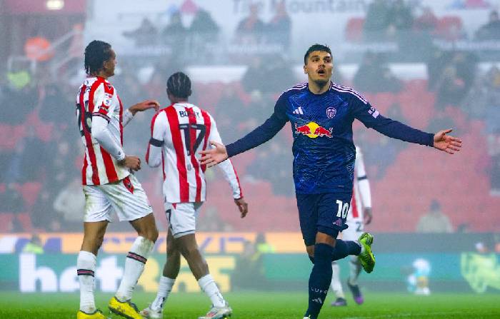 Nhận định, soi k&egrave;o Leeds vs Stoke, 21h00 ng&agrave;y 21/4: Rượt đuổi m&atilde;n nh&atilde;n