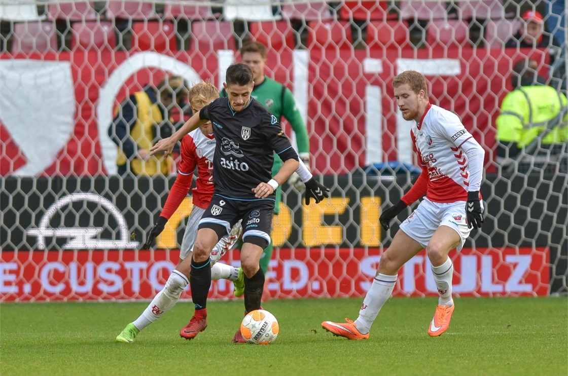 Nhận định Utrecht vs Heracles, 23h30 ng&agrave;y 21/5 (VĐQG H&agrave; Lan)