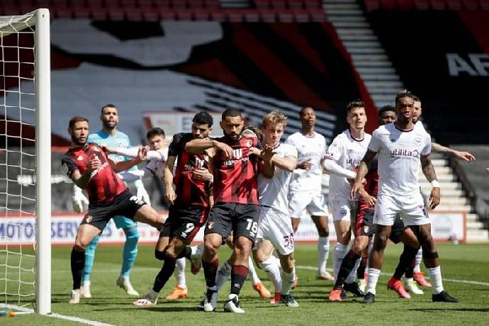Nhận định k&egrave;o thẻ phạt Brentford vs Bournemouth, 18h30 ng&agrave;y 22/5