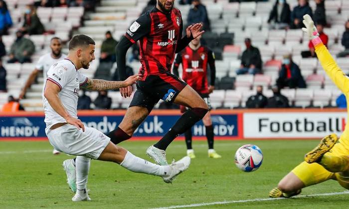 Soi k&egrave;o phạt g&oacute;c Brentford vs Bournemouth, 18h30 ng&agrave;y 22/5