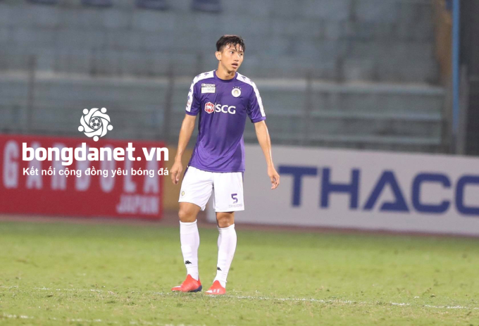 Văn Hậu sẽ tỏa s&aacute;ng hơn C&ocirc;ng Phượng ở trời &Acirc;u?