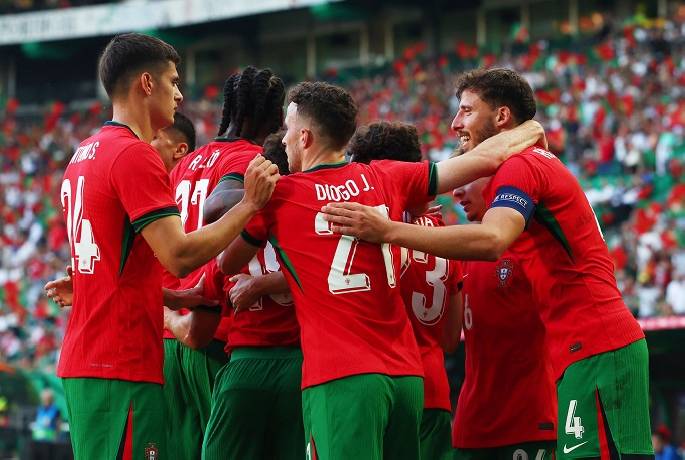 Đại b&agrave;ng Romeo dự đo&aacute;n Thổ Nhĩ Kỳ vs Bồ Đ&agrave;o Nha, 23h00 ng&agrave;y 22/6