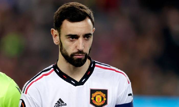 Bruno Fernandes l&agrave; con dao 'hai lưỡi' đối với Man United