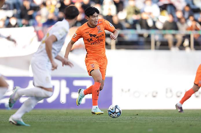 Nhận định, soi k&egrave;o Ulsan Hyundai vs Jeju, 17h30 ng&agrave;y 21/7