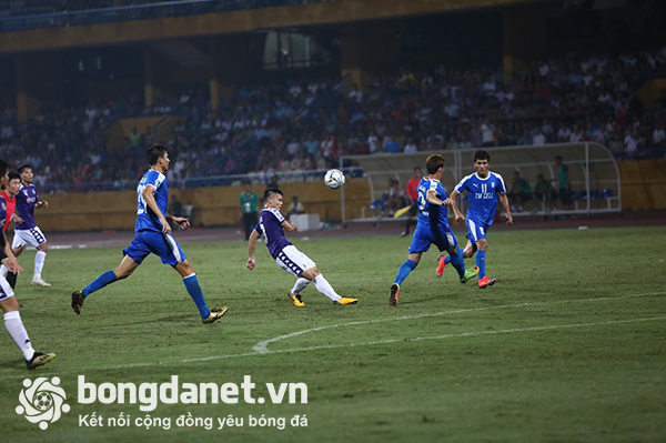 Quang Hải khiến HLV Altyn Asyr bối rối sau trận thua H&agrave; Nội ở AFC Cup