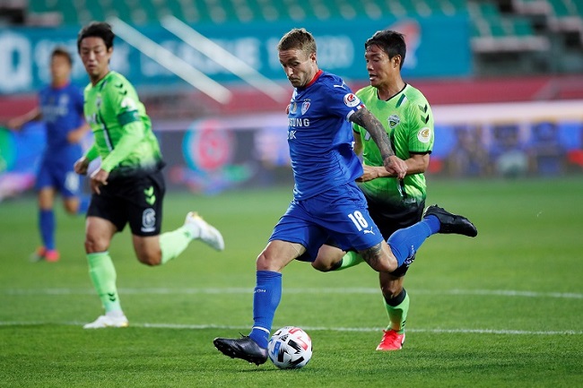 Nhận định Incheon United vs Suwon Bluewings, 15h30 ng&agrave;y 22/8