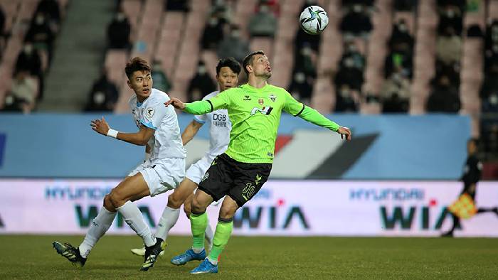 Soi k&egrave;o phạt g&oacute;c Vissel Kobe vs Jeonbuk Motors, 14h ng&agrave;y 22/8