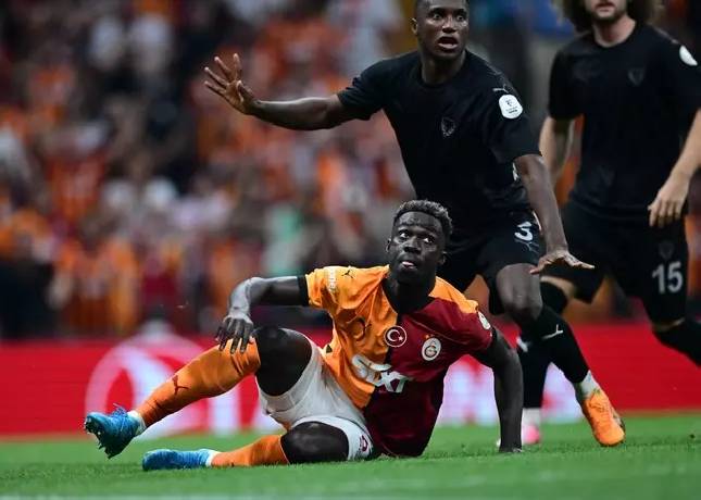 Nhận định, soi k&egrave;o Young Boys vs Galatasaray, 2h00 ng&agrave;y 22/8: Ca kh&uacute;c khải ho&agrave;n