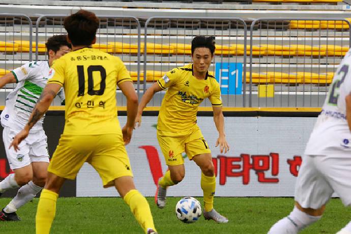 Ph&acirc;n t&iacute;ch k&egrave;o hiệp 1 Gwangju FC vs Jeonbuk Motors, 14h30 ng&agrave;y 21/9