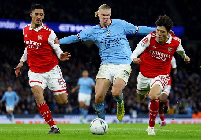 Si&ecirc;u m&aacute;y t&iacute;nh dự đo&aacute;n v&ograve;ng 5 Ngoại hạng Anh: Man City thắng Arsenal