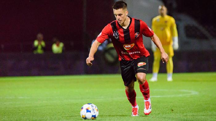 Nhận định, soi k&egrave;o Csikszereda vs Metaloglobus Bucuresti, 22h00 ng&agrave;y 22/9: Chiến thắng đầu ti&ecirc;n