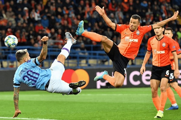 Dự đo&aacute;n Shakhtar Donetsk vs Dinamo Zagreb (23h55 22/10) bởi Andrew Sinclair