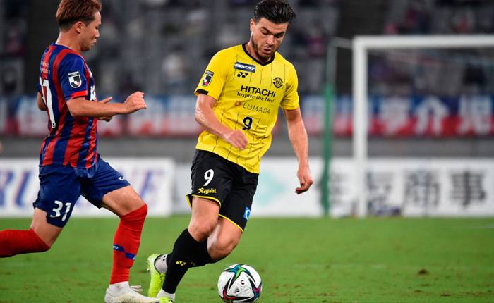 Soi k&egrave;o phạt g&oacute;c Urawa Red Diamonds vs Kashiwa Reysol, 17h ng&agrave;y 22/10