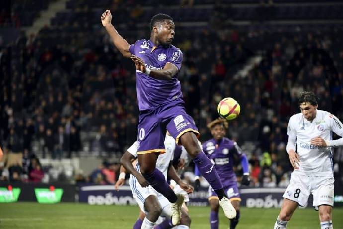 Soi k&egrave;o b&oacute;ng đ&aacute; Ph&aacute;p h&ocirc;m nay 23/10: Toulouse vs Strasbourg 