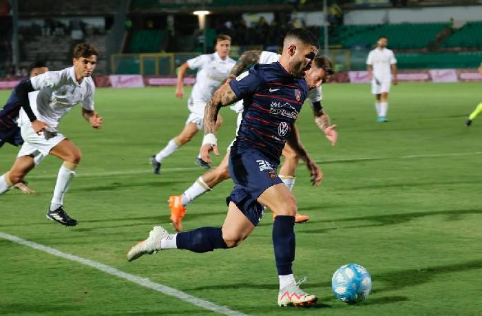 Nhận định, soi k&egrave;o Cosenza vs Modena, 2h30 ng&agrave;y 23/11: Bất ngờ từ đội kh&aacute;ch